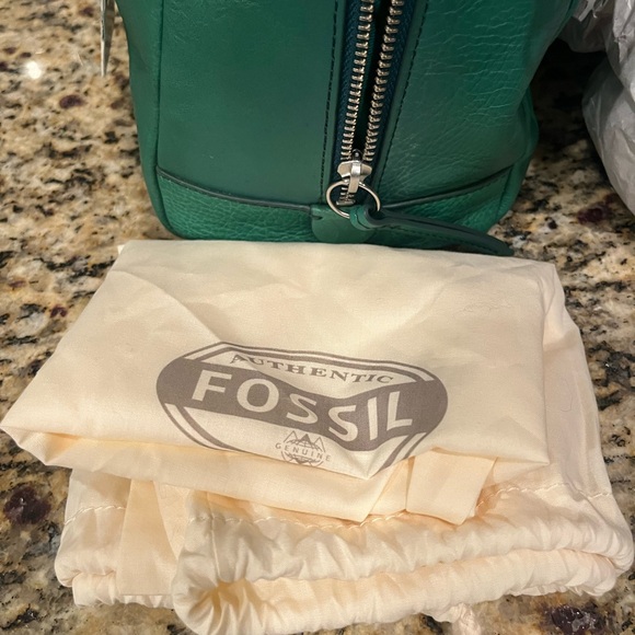 Fossil Satchel Tote - Picture 10 of 10